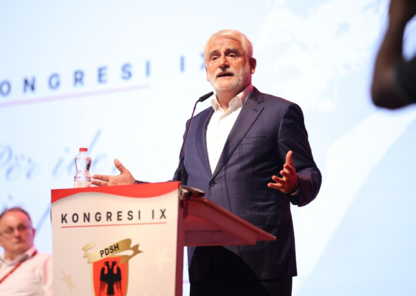 menduh-thaci-do-vazhdoje-te-jete-ne-krye-te-pdsh-se